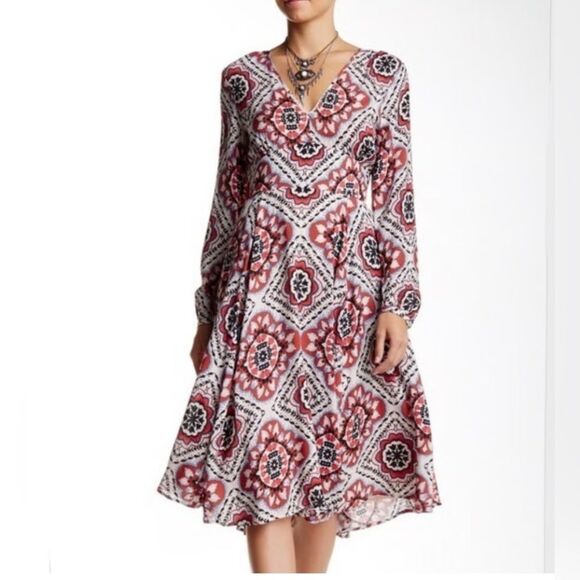 Yumi Kim Bohemian Medallion Print V-Neck Long Sleeve Dress Size S
